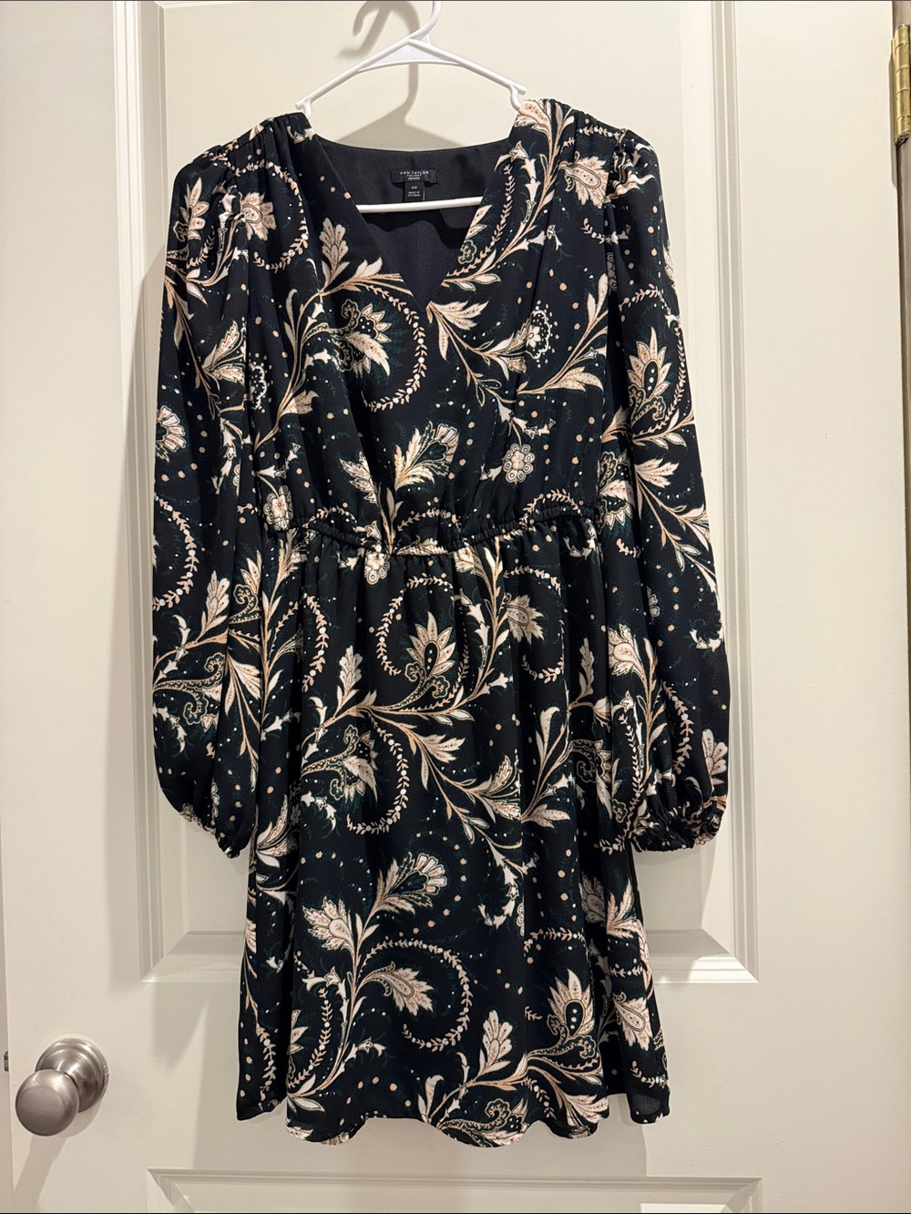 Ann Taylor Factory Long-Sleeve V-Neck Floral Dress